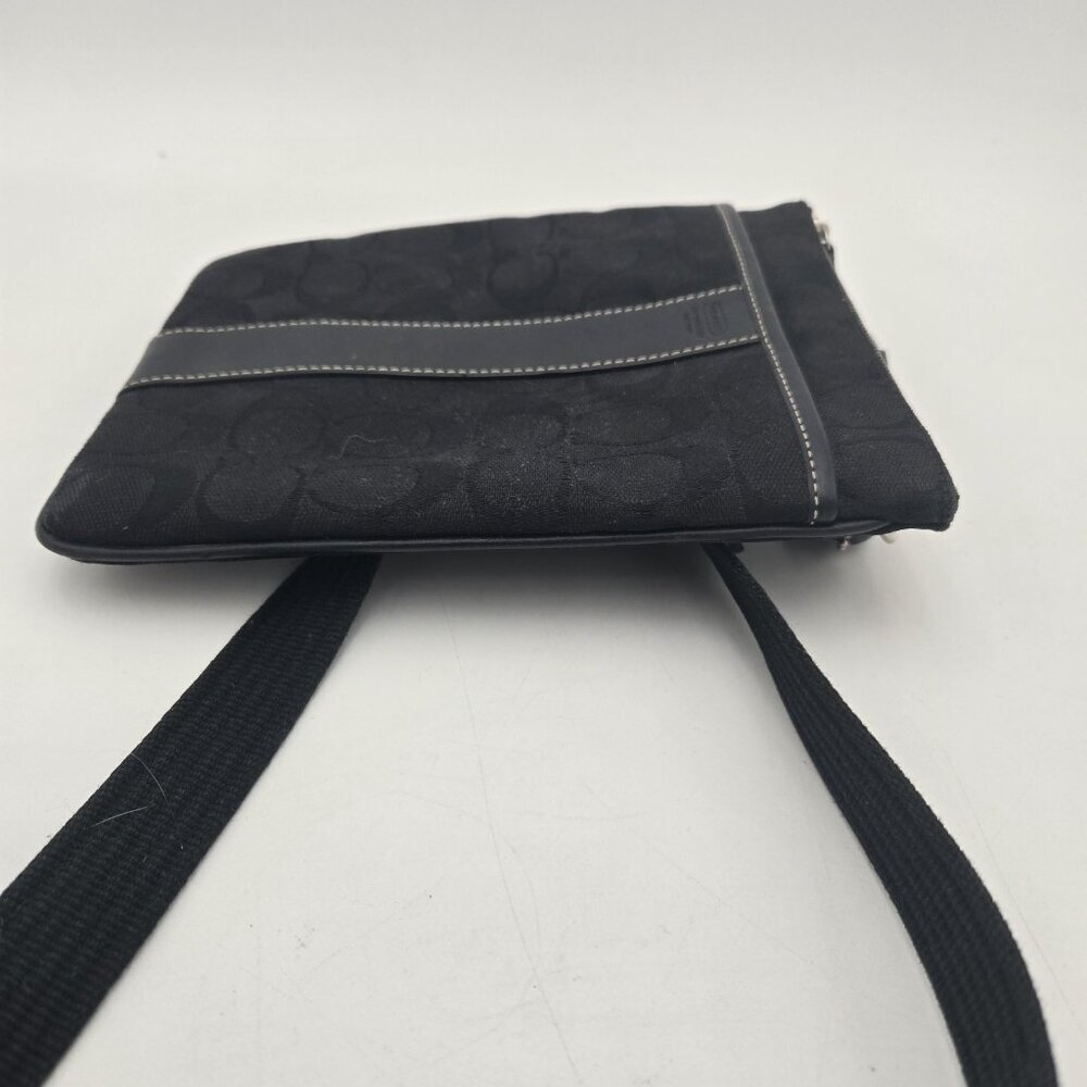 Coach BLACK Crossbody Bag Signature Logo Strap Side Zipper Pocket Leatherware EU - Picture 7 of 16